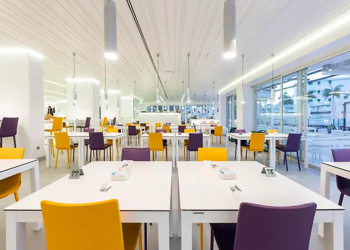 Caserio Hotel Playa del Ingles (Gran Canaria)