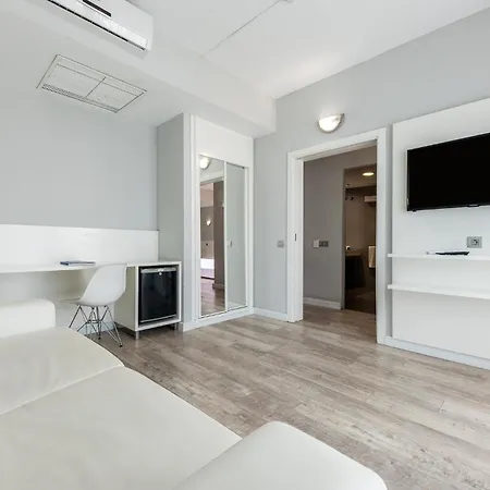 卡塞尔若酒店 酒店